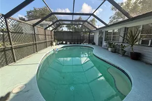 2402 9th St E, Bradenton, FL 34208 - Photo 18