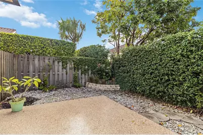 3724 71st Terrace E, Sarasota, FL 34243 - Photo 38