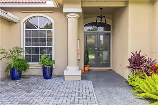 3724 71st Terrace E, Sarasota, FL 34243 - Photo 4