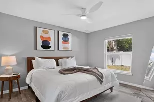 2011 Outer Dr, Sarasota, FL 34231 - Photo 12