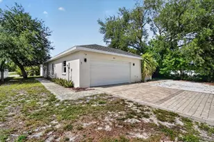 2011 Outer Dr, Sarasota, FL 34231 - Photo 28