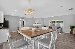 2011 Outer Dr, Sarasota, FL 34231 - Photo 6