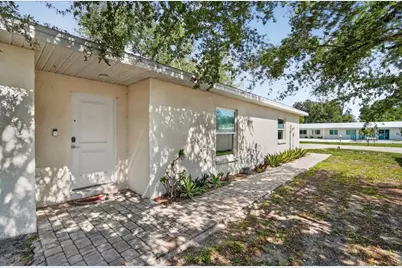 2011 Outer Drive #1, Sarasota, FL 34231 - Photo 2