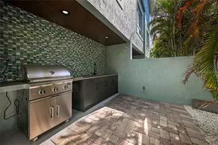 109 6th St N, Bradenton Beach, FL 34217 - Photo 68