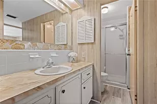 320 Tropic Dr, Osprey, FL 34229 - Photo 24