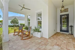 733 Tailwind Pl, Sarasota, FL 34240 - Photo 22
