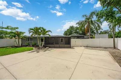 4014 Radnor Place, Sarasota, FL 34233 - Photo 2