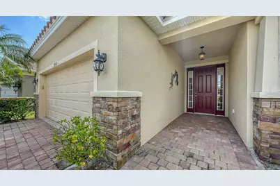 2858 Oriole Drive, Sarasota, FL 34243 - Photo 2