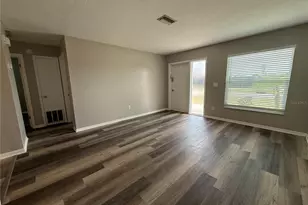 464 Briarwood Rd, Venice, FL 34293 - Photo 4