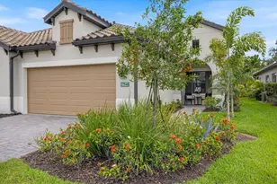 27540 Janzen Ct, Englewood, FL 34223 - Photo 2