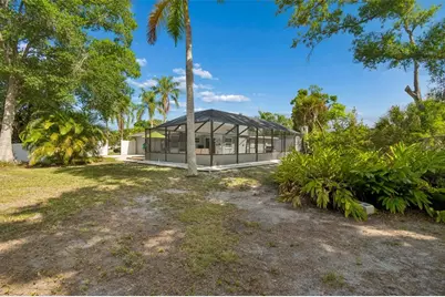 4323 Pine Meadow Terrace, Sarasota, FL 34233 - Photo 50