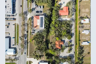 841 E Venice Avenue, Venice, FL 34285 - Photo 14