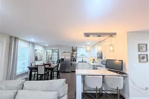 1808 36th Ave E, Bradenton, FL 34208 - Photo 6