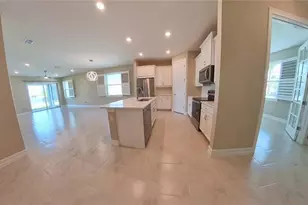 419 Ibiza Loop, Venice, FL 34292 - Photo 4