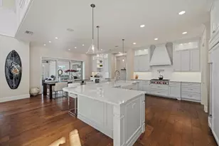 1525 Mallard Ln, Sarasota, FL 34239 - Photo 12