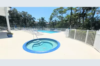 850 S Tamiami Trail #409, Sarasota, FL 34236 - Photo 20