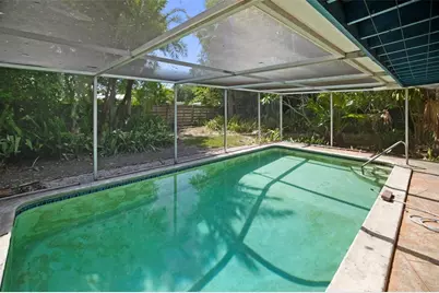 2742 S East Avenue, Sarasota, FL 34239 - Photo 30