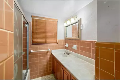 2742 S East Avenue, Sarasota, FL 34239 - Photo 24