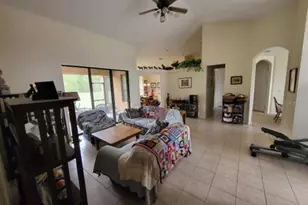 6075 SW 282nd St, Newberry, FL 32669 - Photo 2