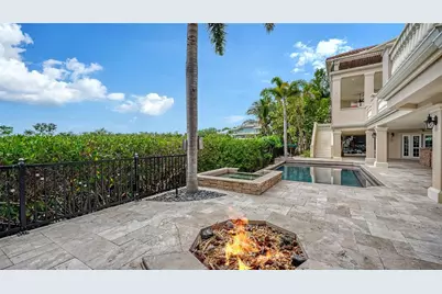 1356 Point Crisp Road, Sarasota, FL 34242 - Photo 16