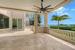 1356 Point Crisp Rd, Sarasota, FL 34242 - Photo 10