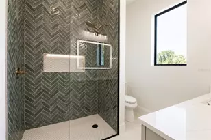 2121 Clematis Ct, Sarasota, FL 34239 - Photo 44