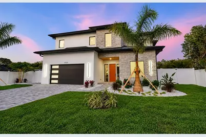 2121 Clematis Court, Sarasota, FL 34239 - Photo 1