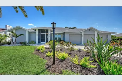 6988 Country Lakes Circle, Sarasota, FL 34243 - Photo 4
