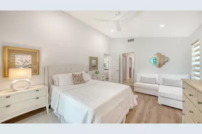 6988 Country Lakes Circle, Sarasota, FL 34243 - Photo 22