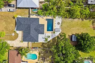 1016 71st St NW, Bradenton, FL 34209 - Photo 4