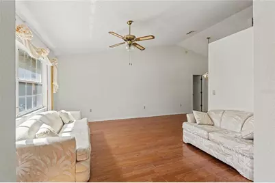 5657 29th Street Circle E, Bradenton, FL 34203 - Photo 6