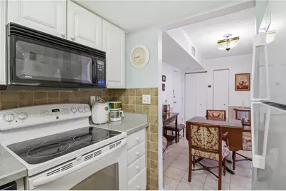 2901 26th St W #408, Bradenton, FL 34205 - Photo 6