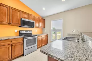 7235 Stacy Ln, Port Charlotte, FL 33981 - Photo 10