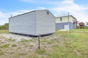 7235 Stacy Ln, Port Charlotte, FL 33981 - Photo 46