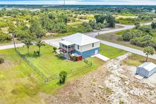 7235 Stacy Ln, Port Charlotte, FL 33981 - Photo 4