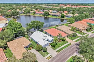 5261 Highbury Cir, Sarasota, FL 34238 - Photo 6