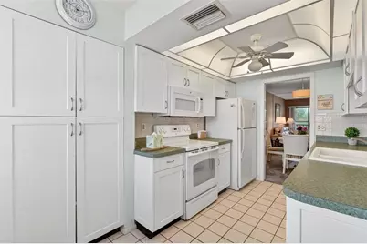 505 30th Avenue W #E303, Bradenton, FL 34205 - Photo 10