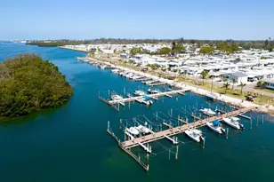 10315 W 5th St, Bradenton, FL 34210 - Photo 2
