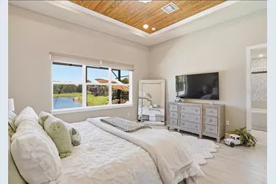 11717 Golden Bay Place, Lakewood Ranch, FL 34211 - Photo 16