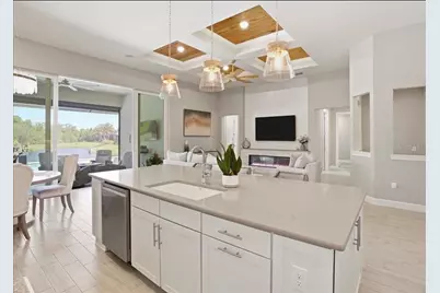 11717 Golden Bay Place, Lakewood Ranch, FL 34211 - Photo 8