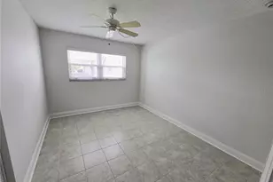 611 Gulf Dr N, Bradenton Beach, FL 34217 - Photo 10