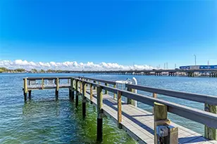 611 Gulf Dr N, Bradenton Beach, FL 34217 - Photo 18