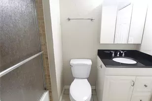 1638 Redwood St, Sarasota, FL 34231 - Photo 8
