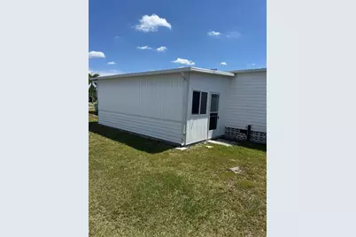 105 Del Rio Drive, Palmetto, FL 34221 - Photo 18