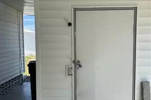 105 Del Rio Dr, Palmetto, FL 34221 - Photo 16