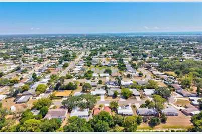 6533 Bowline Drive, Sarasota, FL 34231 - Photo 64