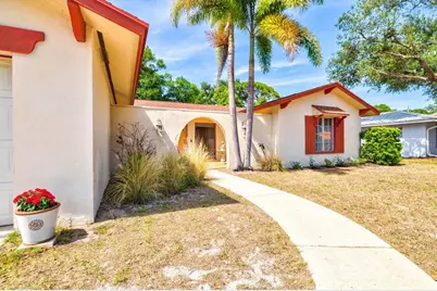 6533 Bowline Drive, Sarasota, FL 34231 - Photo 4