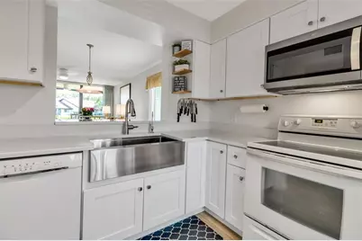 5224 Lake Village Drive #67, Sarasota, FL 34235 - Photo 6