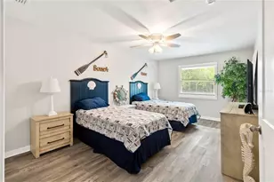 526 Conrad Rd, Venice, FL 34293 - Photo 22