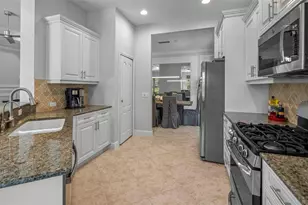 12037 Thornhill Ct, Lakewood Ranch, FL 34202 - Photo 32